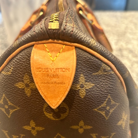 Louis Vuitton Speedy 35 in like new condition. GORGEOUS bag!!! - Picture 5 of 13
